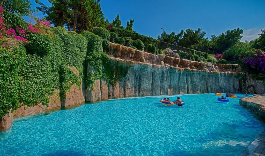 Топ 15 отелей в Турции с теплым бассейном