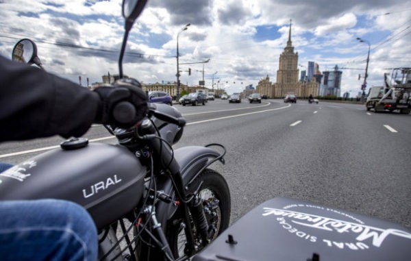 Тур "moscow Express" с гидом по Москве на новом мотоцикле УРАЛ с коляской