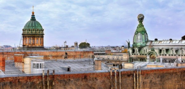 Пешеходная экскурсия «Романтика Петербурга» с подъемом на крышу в центре города