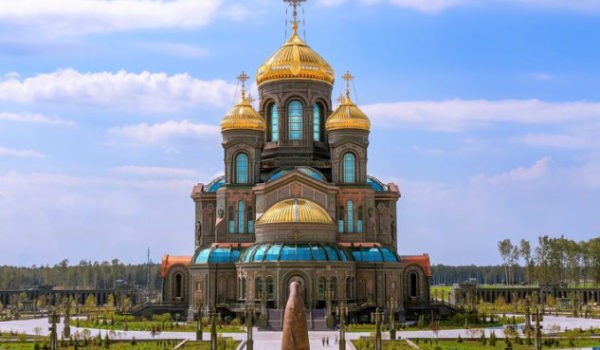 Экскурсия из Москвы в парк «Патриот» и Храм вооруженных сил