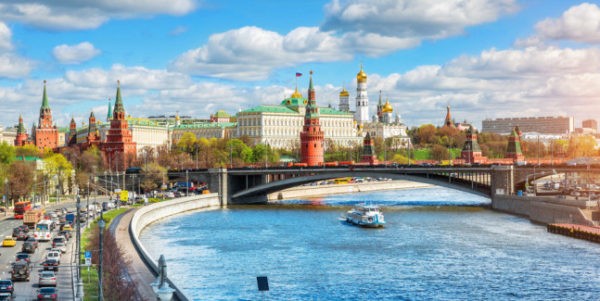 «Большое путешествие»: прогулка на теплоходе по Москве реке