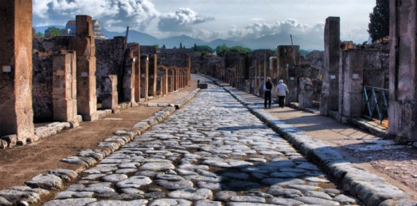 Помпеи — заживо погребенный город