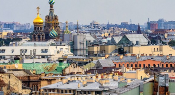 Старинные крыши Петербурга