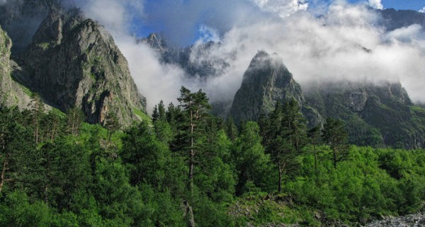 Дигория: путешествие в один из самых красивых районов Кавказа