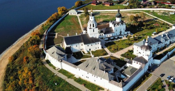 2в1: остров град Свияжск и Голубые озёра