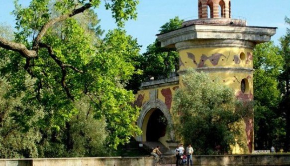 Екатерининский парк: экскурсия для школьников
