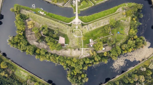 На поиски фортов Калининграда — квест на внедорожнике